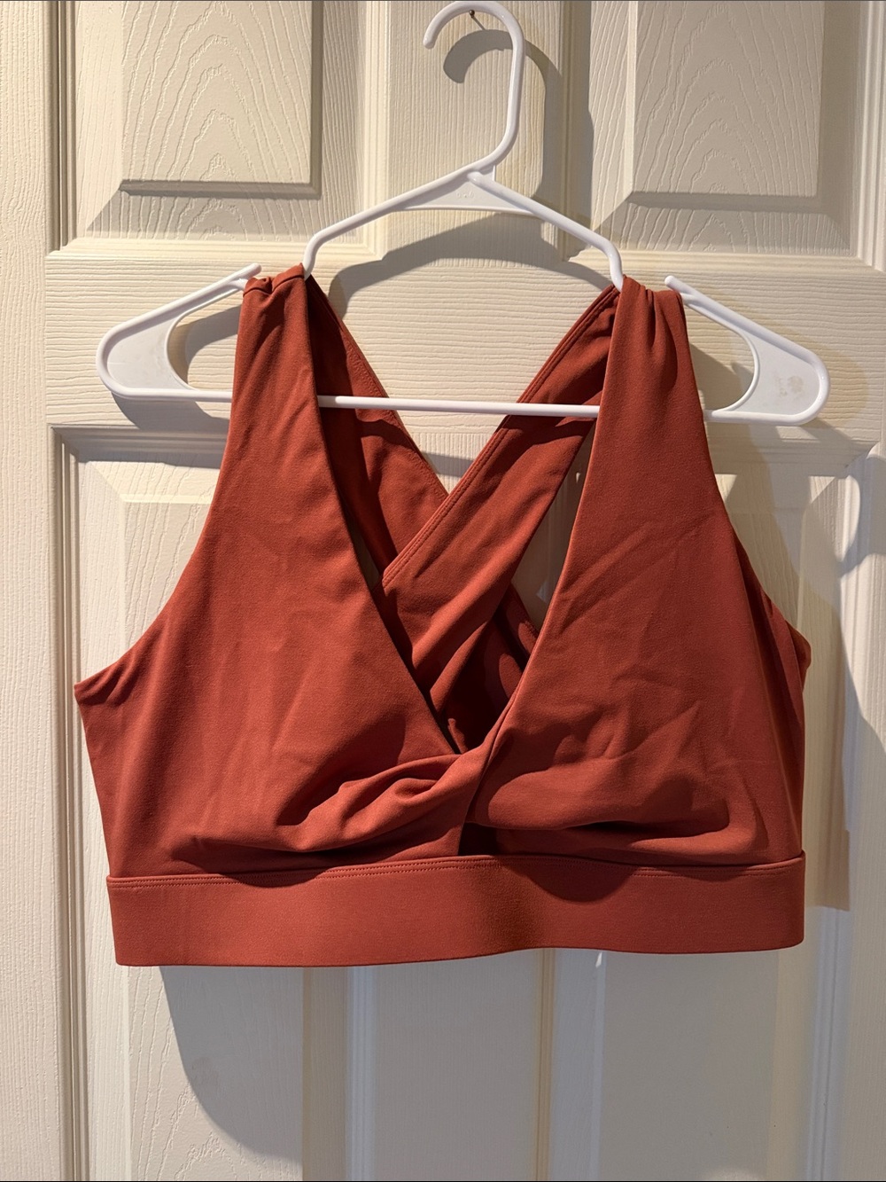 191 - Women’s Dusty Rose Cross-Back Sports Bra Top